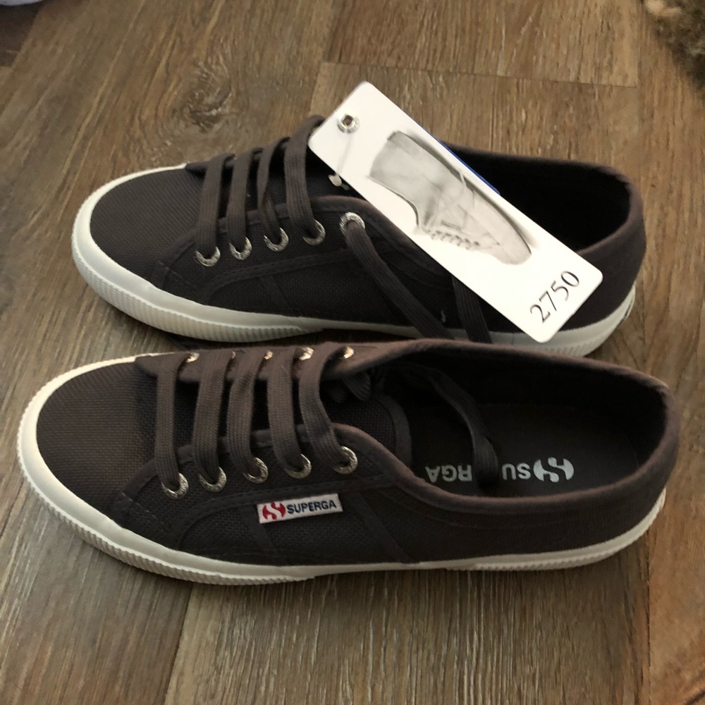 Superga Sneakers NWT 37